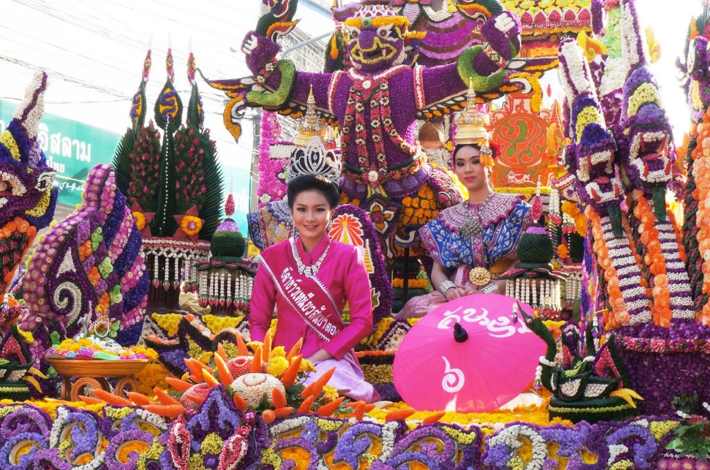 Carroza Chiang MaiFestival